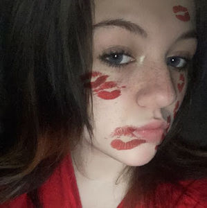 Meet your Posher, Ava